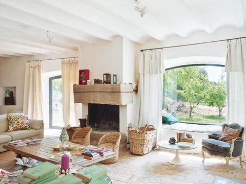 Masia Vilatersana Villa *